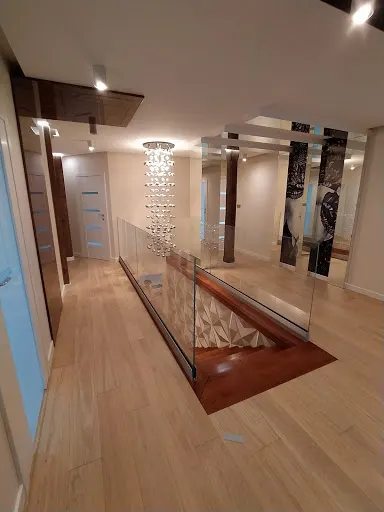 NOMAR-GLASS Szczepan Nowak